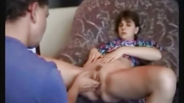 آندریا سکسهای جذاب سبزه‌های خوف‌انگیز، مکیدن خروس و سوارکاری را ترجیح می‌دهد